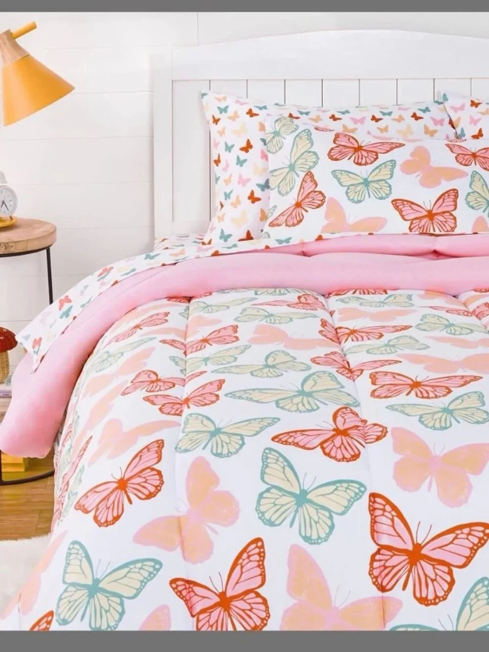 Butterfly Friends 5-pc Soft Microfiber Bed-In-A-Bag Bedding Set * Dorm / Bedroom